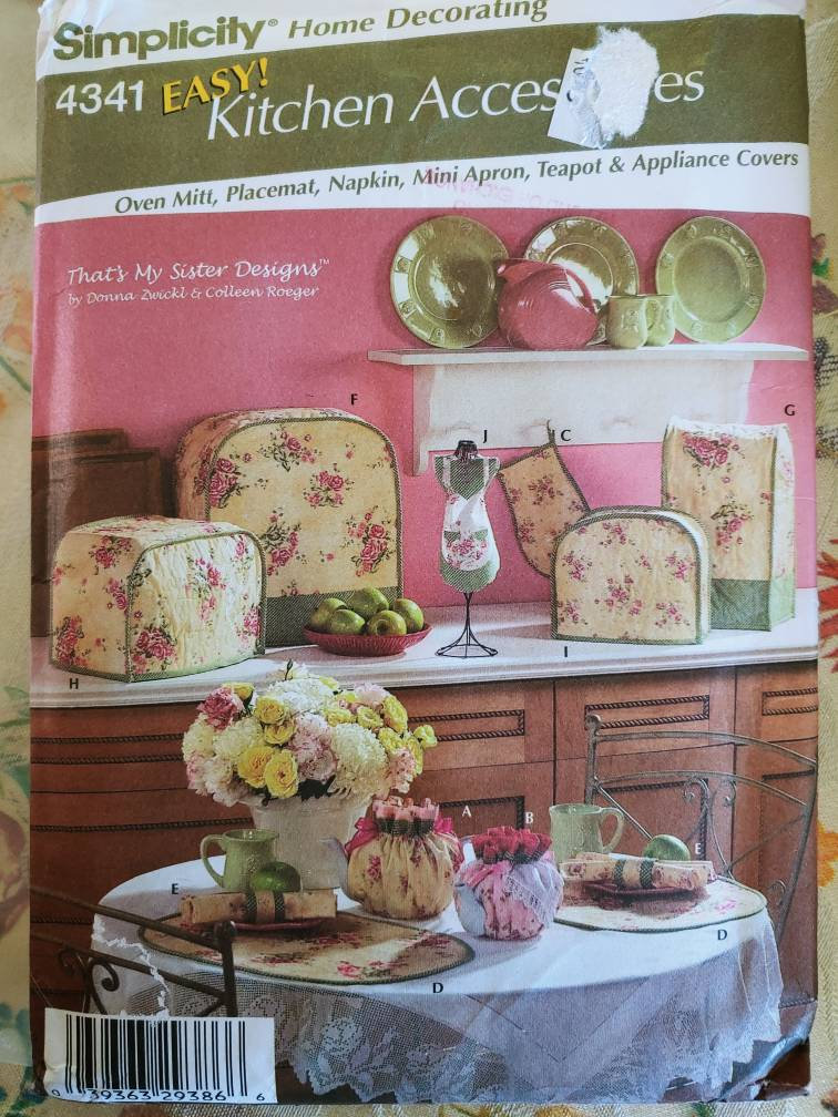 Simplicity Home Decorating 4341 Kitchen Accessories Pattern, Uncut etsy.me/34FqwHM #sewing #simplicity4341 #ovenmitt #placemat #napkin #apron #teapotcover #appliancecovers  #bettysattictreasures