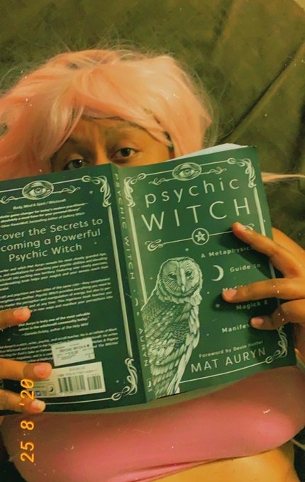 Every #witch should take time to read📚🧙🏽&zwj;♀️ #readers #WitchyWisdom #psychicwitch https://t.co/aaHqcz<a href="/tag/witch"class="tags">#witch</a><a href="/tag/readers"class="tags">#readers</a><a href="/tag/psychicwitch"class="tags"><span>#psychicwitch</span></a><a href="/tag/witchywisdom"class="tags"><span>#witchywisdom</span></a>