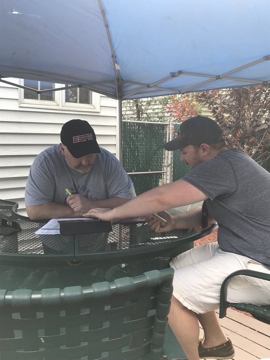 Fantasy_Mania's tweet photo. @maconnors14 “no, dad. christian mccaffrey is not still available.” #fm20 https://t.co/O3SavNiKoT