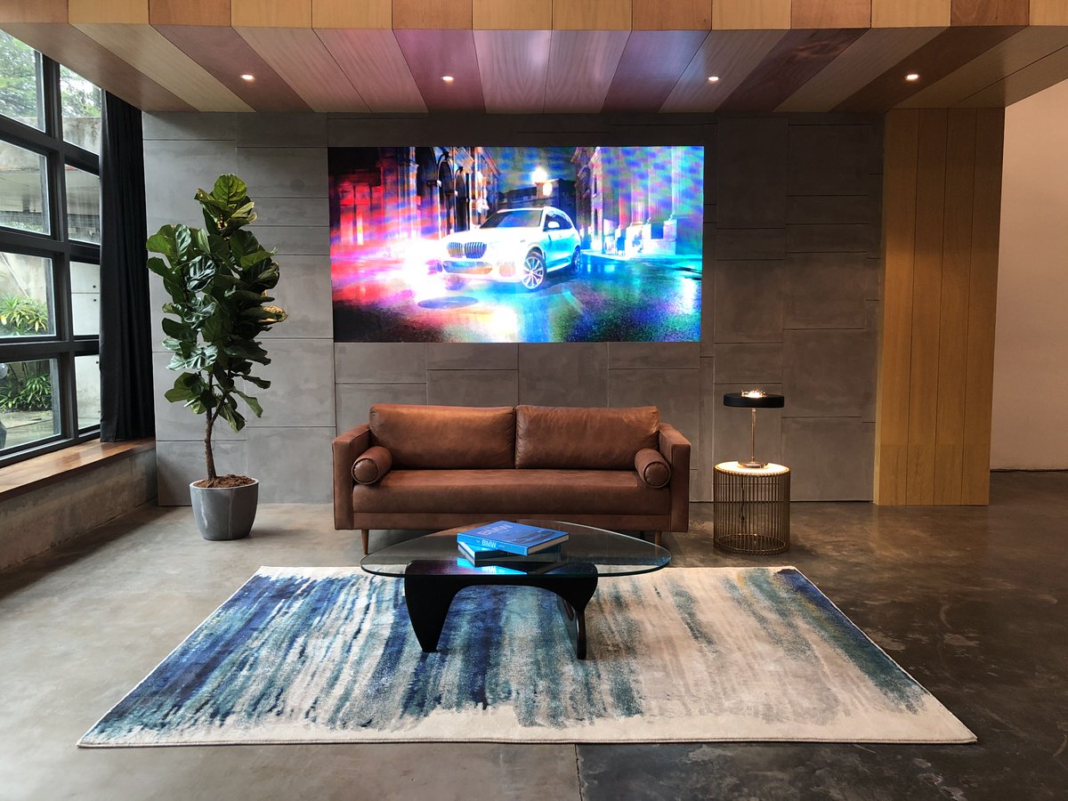 PicoGlobal's tweet photo. Pico designed and event-managed the virtual launch of the all-new 2020 BMW X5 plug-in hybrid for BMW Malaysia.
Pico Virtuosity: https://t.co/lHYDUfWKTG
#Pico #BMW #BMWX5 #VirtualEvents #VirtualProductLaunch #PicoVirtuosity #automotive #VirtualEventSolutions https://t.co/pr8rx4gFZz