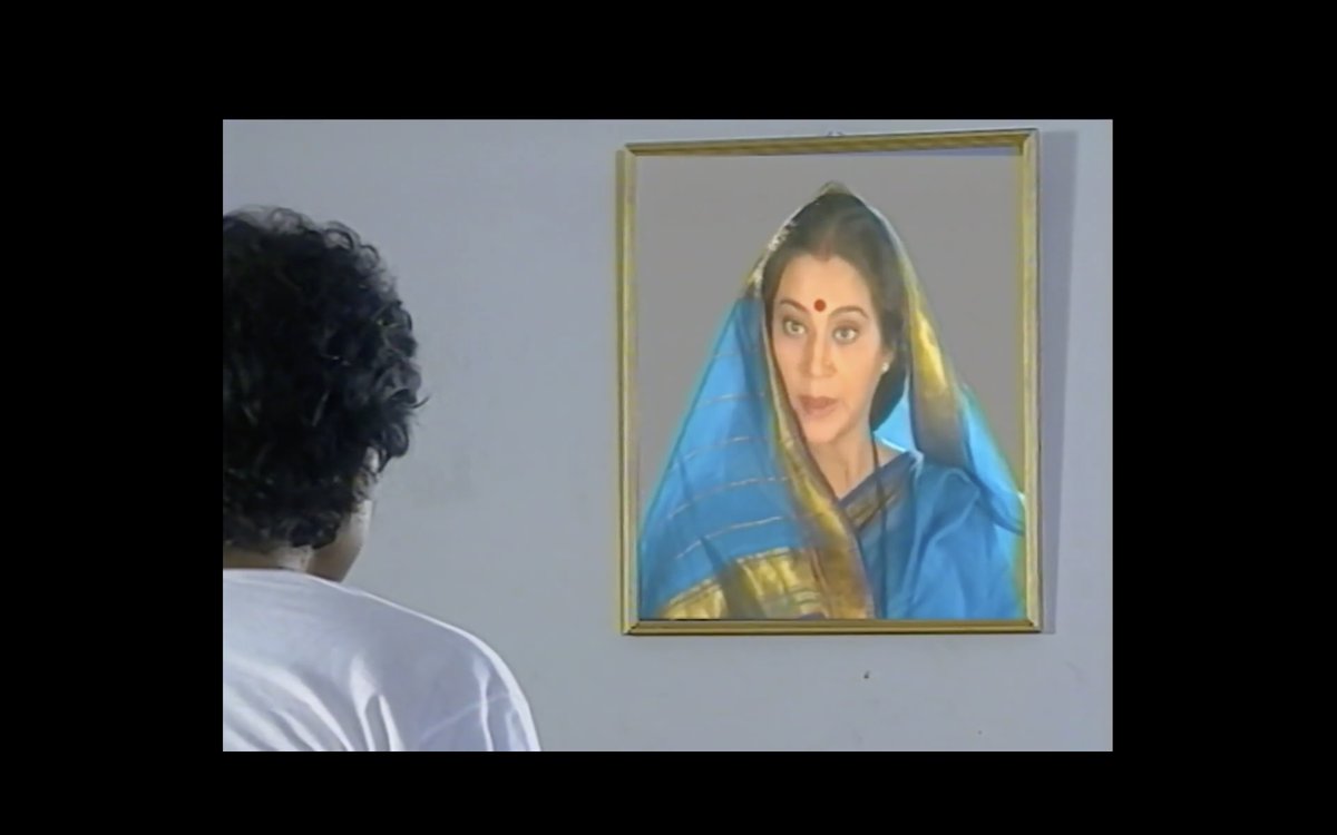 5) In Jaane Tu... Ya Jaane Na, Naseeruddin Shah played Amar Singh Rathore, a dead man who speaks to his wife Savitrithrough his portrait on the wall. It is inspired by Ekta Kapoor's Hum Paanch where the late Priya Tendulkar played a similar role