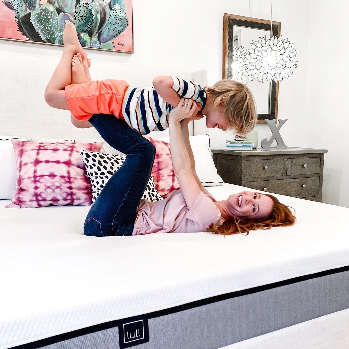 We were way overdue for a new mattress and when I was doing some research the @lullbed caught my eye and now I’m finally sleeping like a baby. #staycation 
#lullpartner #getyourlullon 
Get $150 off with Lull's Summer Sale with my personal link lull.com/amyd ✨