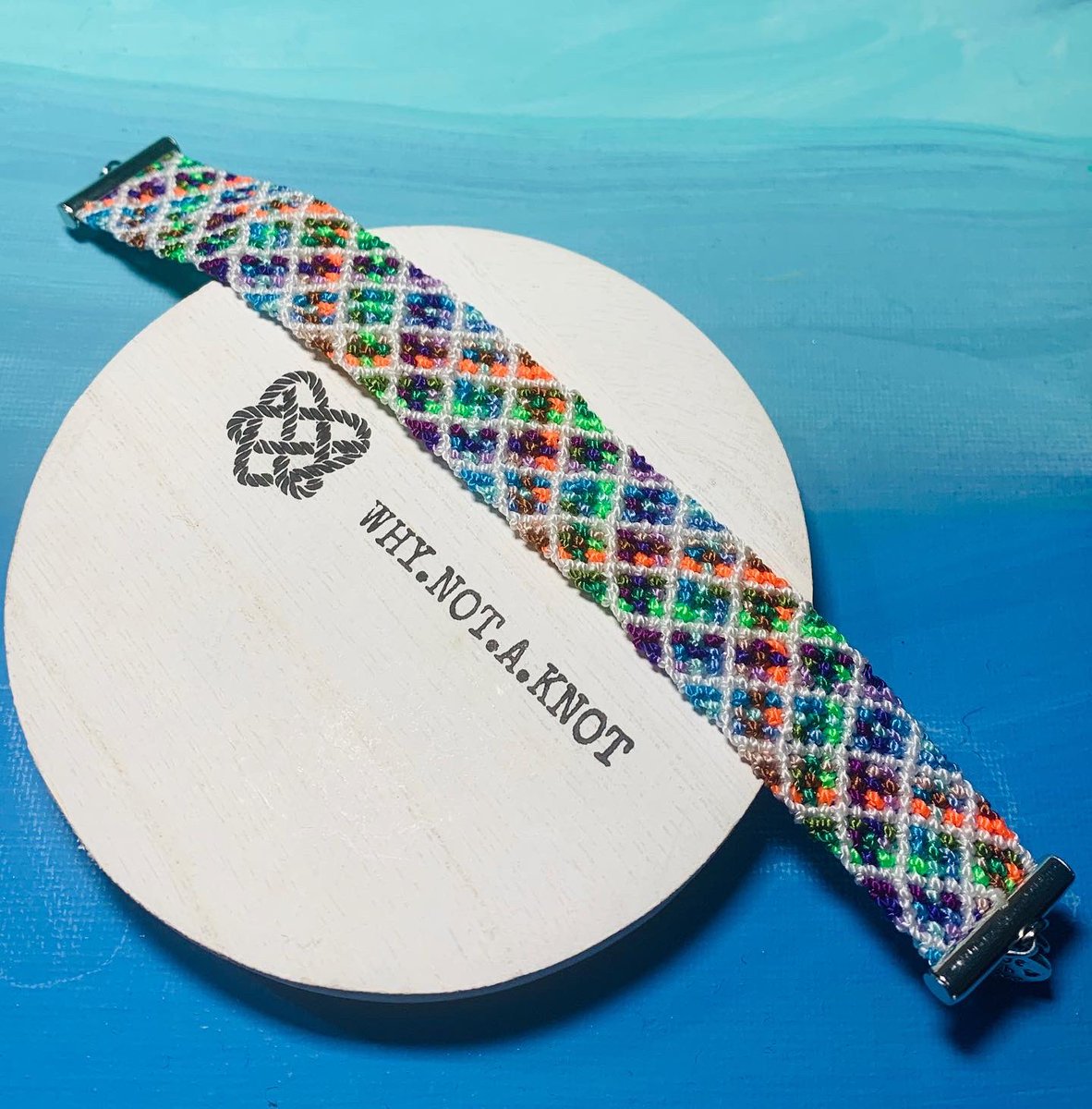 Guadalu87223538's tweet image. Check out my Etsy Shop!!! I make friendship bracelets and more!!!

etsy.com/shop/Whynotakn… 

#friendshipbracelets #whynotaknot #nylonthread #unisex #gifts #cute #vibrant #etsy #shop #StandWithSmall