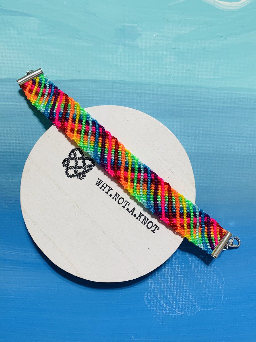 Guadalu87223538's tweet image. Check out my Etsy Shop!!! I make friendship bracelets and more!!!

etsy.com/shop/Whynotakn… 

#friendshipbracelets #whynotaknot #nylonthread #unisex #gifts #cute #vibrant #etsy #shop #StandWithSmall