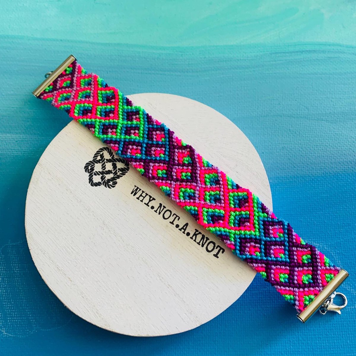 Guadalu87223538's tweet image. Check out my Etsy Shop!!! I make friendship bracelets and more!!!

etsy.com/shop/Whynotakn… 

#friendshipbracelets #whynotaknot #nylonthread #unisex #gifts #cute #vibrant #etsy #shop #StandWithSmall