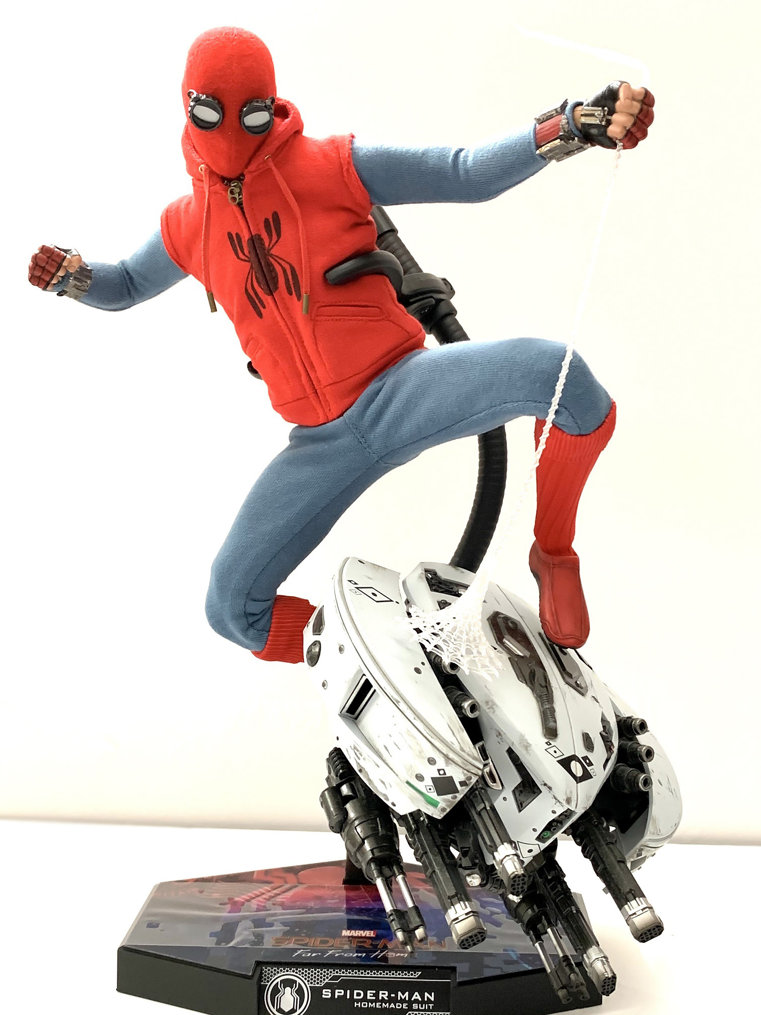 新品未開封国内版☆ホットトイズ スパイダーマン ホームメイドスーツ版