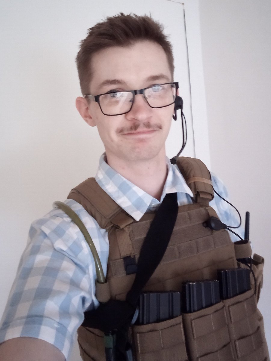 Frostie (Frostie_4) さんのコスプレ作品まとめ (13 件) Twoucan