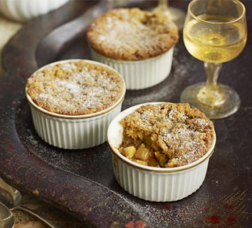 Warming ginger and caramelised apple make this Ginger &amp; Caramel Apple pudding a must as we move out of summer. View how to make this and other delicious recipes here:

billingtonsgingerbread.co.uk/portfolio-item…