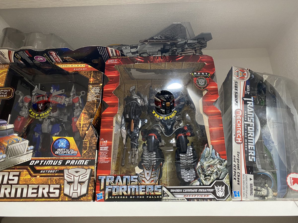 tai_77_ct's tweet photo. 開けようにも開ける勇気がでないTF達 https://t.co/n1FsSchyC0