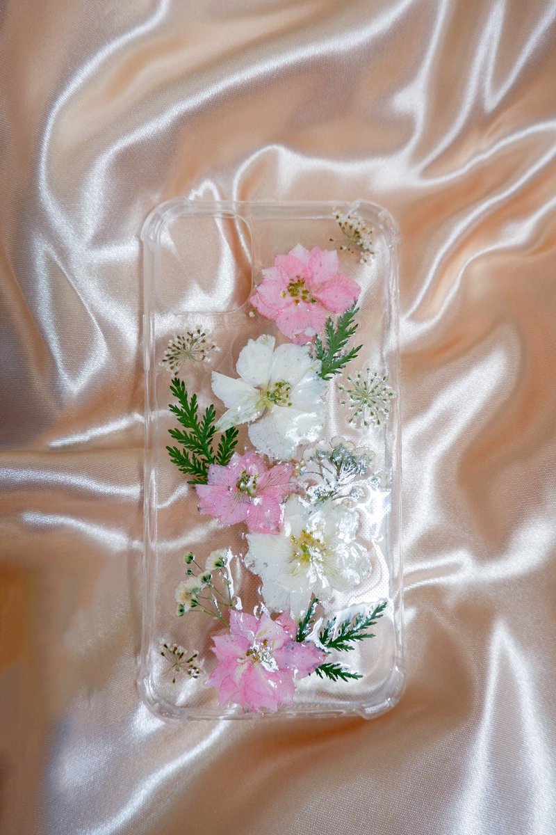 cassiopeia6100's tweet photo. #DesignYourOwnCase 🤩❤️ https://t.co/9n2fh1pPvU