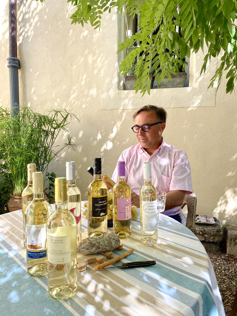 PhilippeHuppe's tweet photo. 🍷 dégustation des excellents #muscats de #SaintJeandeMinervois 
En ces temps de vendanges, c’est un régal que de goûter à ce vin à la fois ensoleillé et frais en bouche qui reflète son terroir 
@ClosBagatelle @PaysanduMidi @AOCMinervois @elusduvin @AgirEnsemble_AN @AOCLanguedoc https://t.co/YNnVgbpw7h