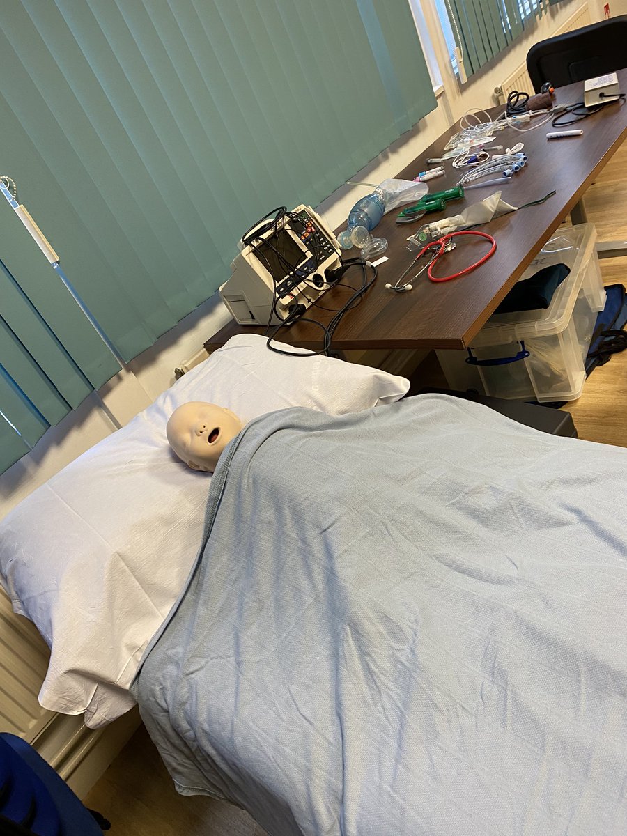 CardiacTeam's tweet image. Ready and prepared for EPALS