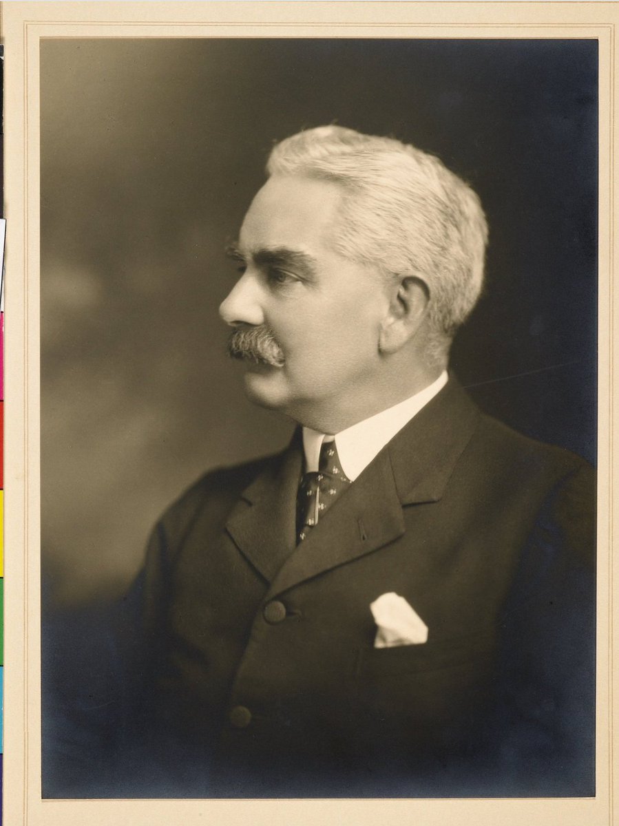 International efforts were soon begun to support the reconstruction of the Library. In the UK a librarian, Henry Guppy of the  @TheJohnRylands, through a public appeal had sent 13 shipments of over 55k books for the renewed Library of Louvain by 1925.  #Burningthebooks 3/5.