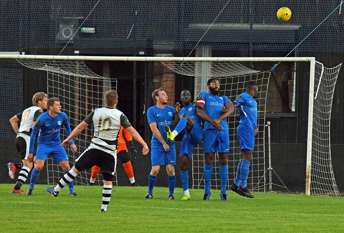 MATCH CENTRE: Summary and photos from last night’s friendly match against <a href="/tilburyfc/">Tilbury FC</a>
barking-fc.co.uk/TilburyvBarkin…
<a href="/IsthmianLeague/">The Pitching In Isthmian League</a>  <a href="/NonLeagueBall/">Non-League Football</a> <a href="/EastLDNSport/">Archant London Sport</a>