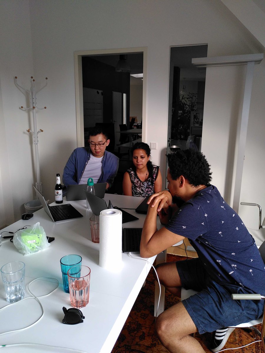 phoenix_rocket's tweet photo. Last Friday we had our Hackaton v3.0! #instahackaton #hackaton https://t.co/HsRvMVAg8h