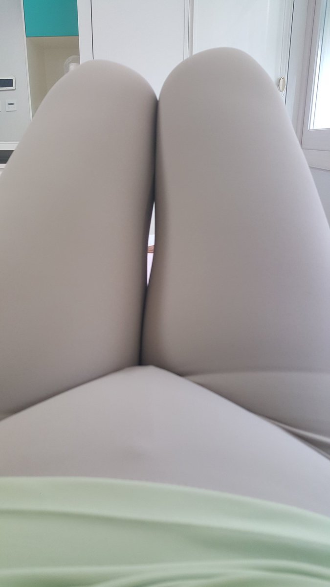 잠탱이 tweet media