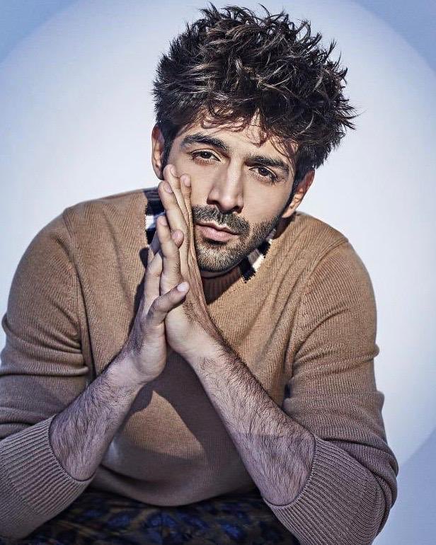 TheAaryanKartik's tweet image. Please bata do 🙏🏻
Rasode mein kaun tha