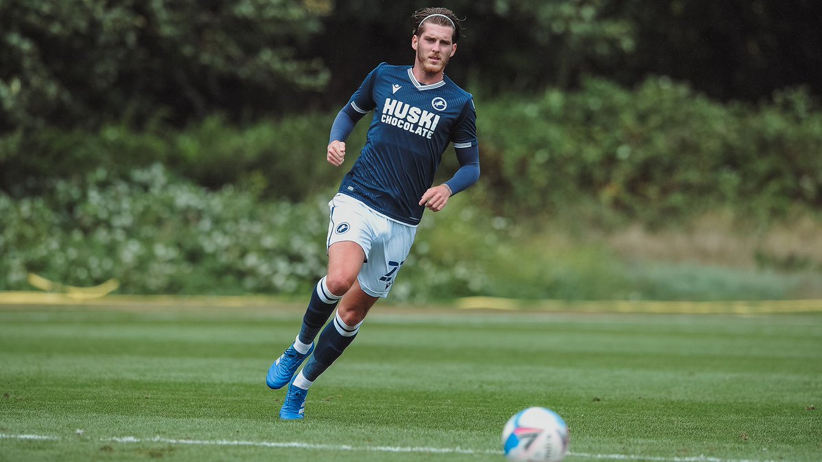 Millwall FC tweet media