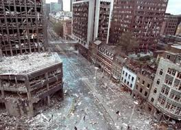 Oppenheimer’s audience was avg person interested in learning why "IRA truck bombs” so devastating. Anyone familiar w/Bishopsgate damage would certainly have no trouble believing explosion as powerful as what they imagine a 1-kt "mini-nuke" could wreak - WITHOUT THE RADIATION26/