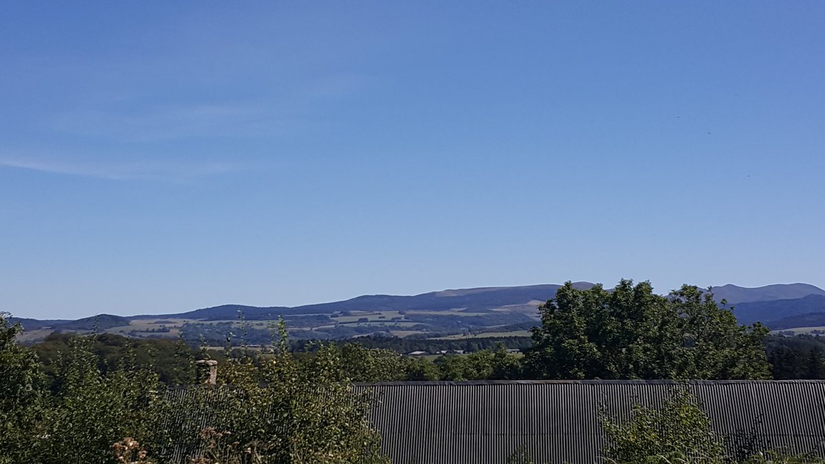 When the guests check out, there's only 1 thing to do... #ride 
Great ride out to the mountains of Mont Dore
#rideandrest #France #cetetejevisitelafrance #bike #motorcycle #chezkeona