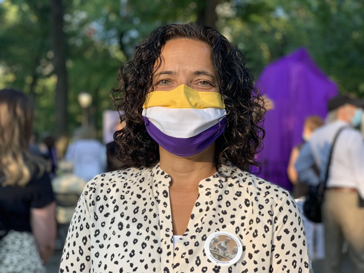 Sandra Pimentel has been independently fundraising for a few years for the statue and started making masks during the pandemic to sell to contribute to the cause. The colors on the mask reflect those of the historical suffragist sashes.  #monumentalwomen