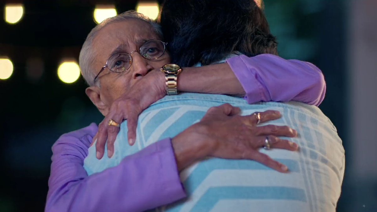 Remember when he cried in front of naanu why he always have to prove his love..!!!Abir Rajvansh never get a chance to show how he feels he hid his pain behind his smile before then Behind his specs.. same story.. #YehRishteyHainPyaarKe  #Abir  #ShaheerSheikh  #ShaheerAsAbir