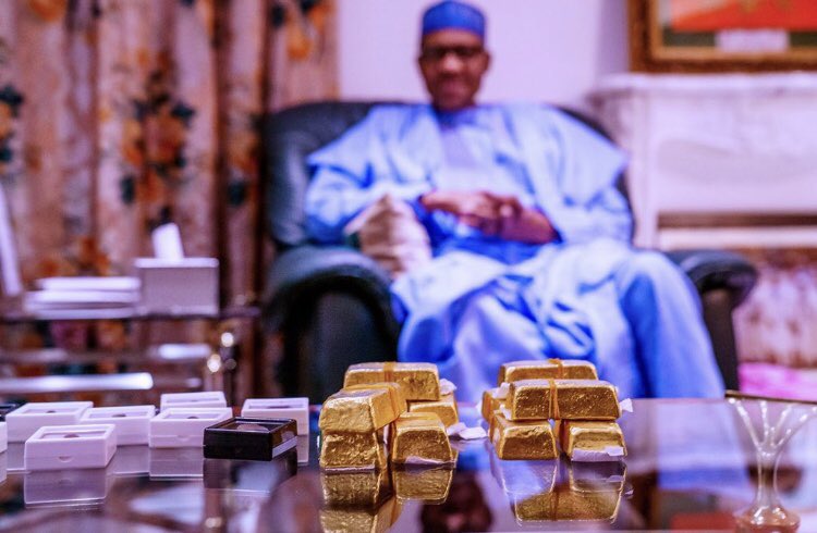 1. Now the North has claimed the gold as their “spoils,” & called it their “GOLD!!” They have hailed their sons Buhari & the governor of Zamfara State, Bello Mattawalle, for mining the gold in his state, & presenting some in Gold bars to Buhari at the Villa.