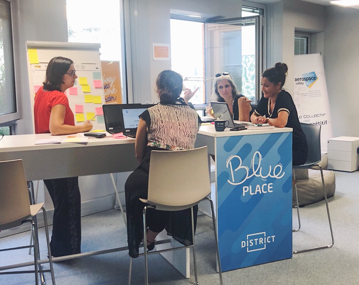AerospaceValley's tweet photo. [ #LesCoulissesDuPole ]
La rentrée se prépare au Pôle @AerospaceValley ... ! 

🔖🗒🔖

Restez bien connectés ! 👩‍💻🧑🏻‍💻

#Team #Work #Innovation https://t.co/pTXDJ8wPua