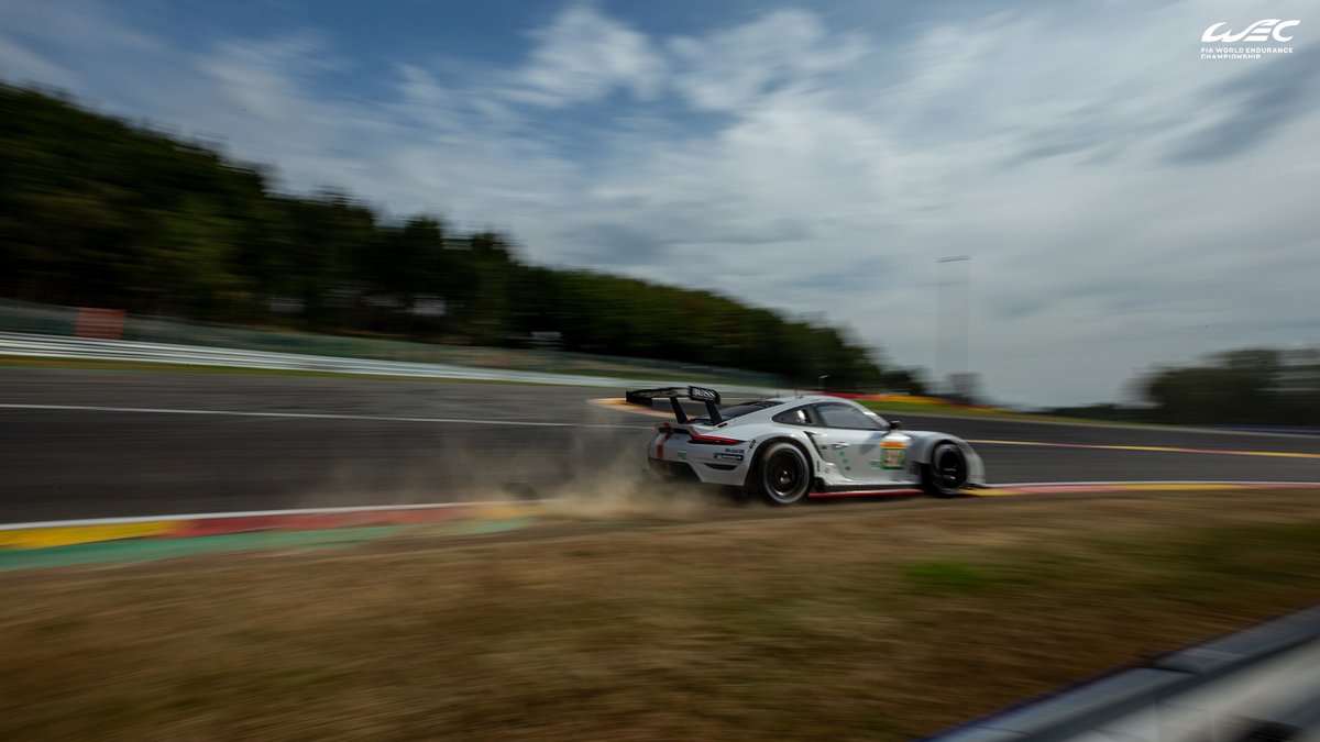 FIAWEC's tweet photo. Another drop of #WEC wallpapers for today. We called this one "𝙎𝙚𝙣𝙙 𝙞𝙩 𝙚𝙙𝙞𝙩𝙞𝙤𝙣". Come on! Grab one and freshen up your desktop! 🤘

#WallpaperWednesday https://t.co/9u8UzCUEYX
