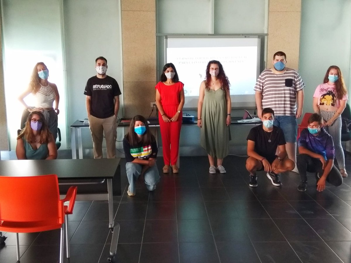 JuventudCaceres's tweet image. Hoy finaliza con gran aprovechamiento el curso &quot;Formación en Salud Sexual para Intervención con Jóvenes&quot; que se la celabrado en el #ECJcc. Haciendo de nuestros jóvenes referentes. 💪 @Ayto_Caceres