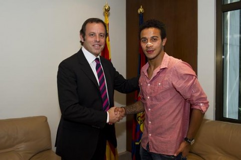 This was where the Barça board smelled the money trail. Then president Rosell believed that Thiago was replaceable, and made no attempts to placate him when rumours of a move to Bavaria emerged.