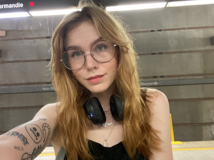 made another snapchat so i can have somewhere to easily talk to y&rsquo;all 🥳🧚🏻&zwj;♀️ dm for info https://t.c