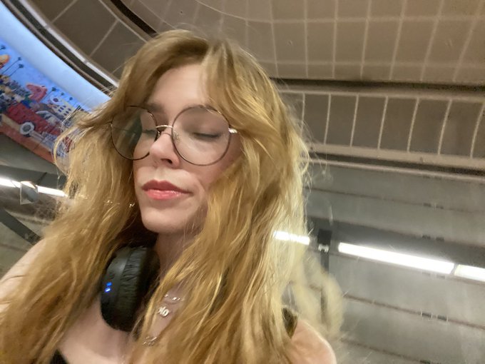 made another snapchat so i can have somewhere to easily talk to y&rsquo;all 🥳🧚🏻&zwj;♀️ dm for info https://t.c