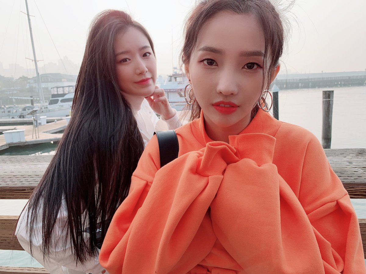 official_i_dle's tweet photo. [#슈화] 언니 생일 축하해요 
리더로서 부담감 많이 있겠죠 
그지만 우리가 있잖아요 
혼자 힘들지 않았으면 좋겠어요 
항상 믿고 응원할게요 
건강도 잘 챙기고 우리언니 짱~! https://t.co/ZgA8EE5h7h