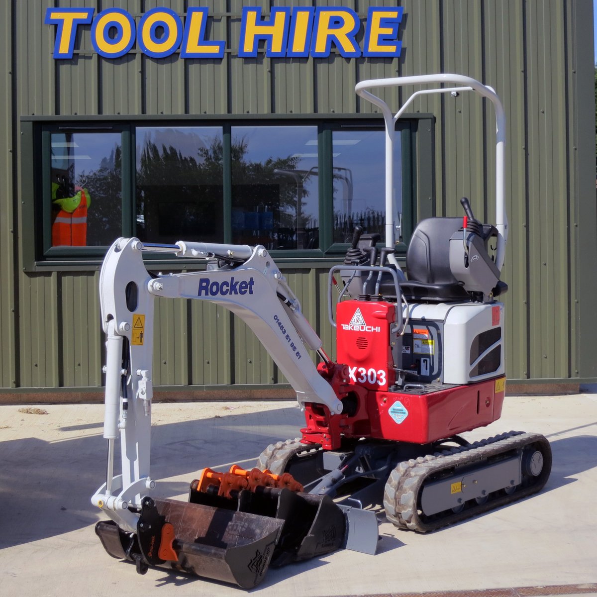 Rocket Rentals stock all machines needed for limited access, Power barrows, Skip loaders, Rollers and Excavators, (760mm wide), call for details 01453 51 95 51 hire@rocketrentals.co.uk
#rocketrentals #planthire #localbuilder #gloucestershire #bomag #takeuchi #thwaites #slanetrac