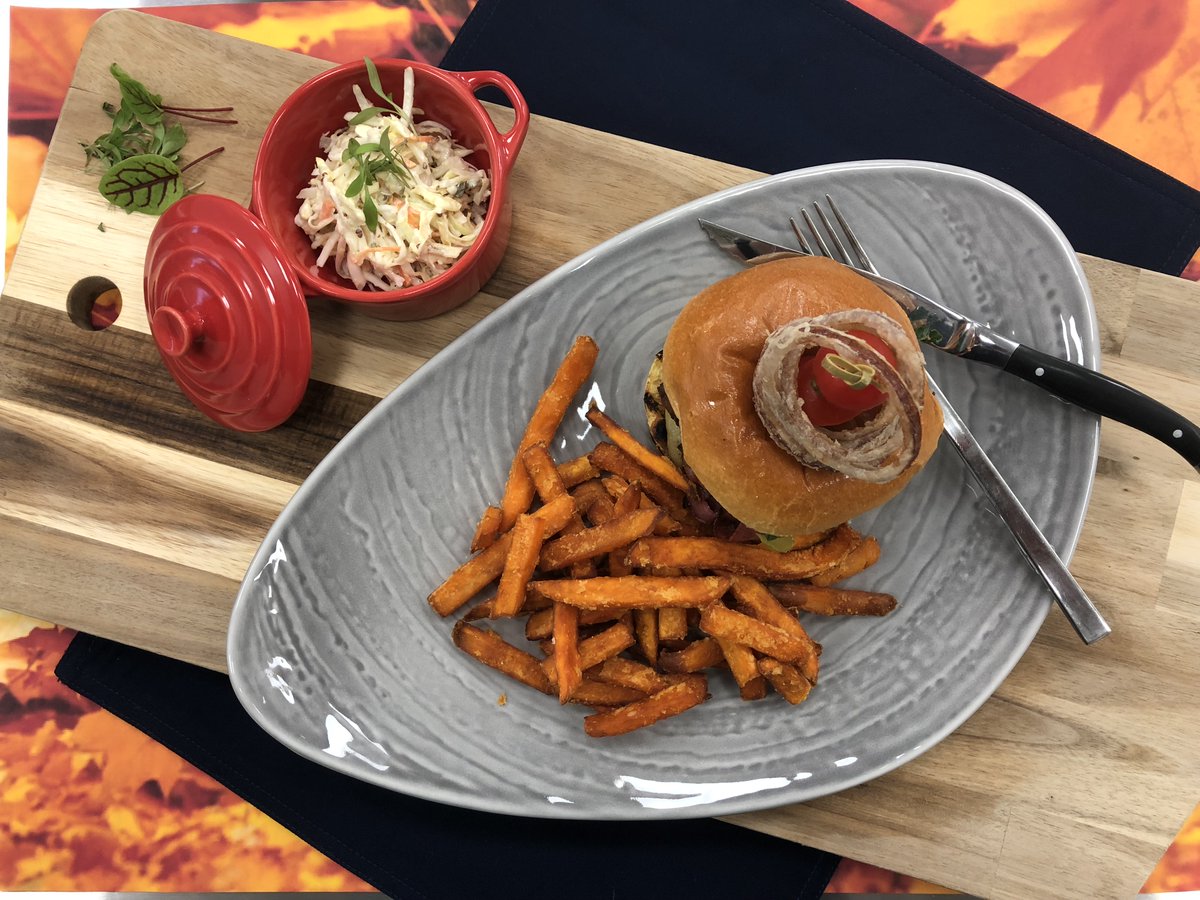 FalconDevChef's tweet photo. Please share; what is your favourite burger? With #NationalBurgerDay fast approaching tomorrow, #thursdaythought I will be cooking on various equipment in my Development Kitchen @FalconFoodserv HQ to celebrate this #fastfood icon #keepitcooking #CarryOnGrilling #goodfoodfast https://t.co/BUs8bForEJ