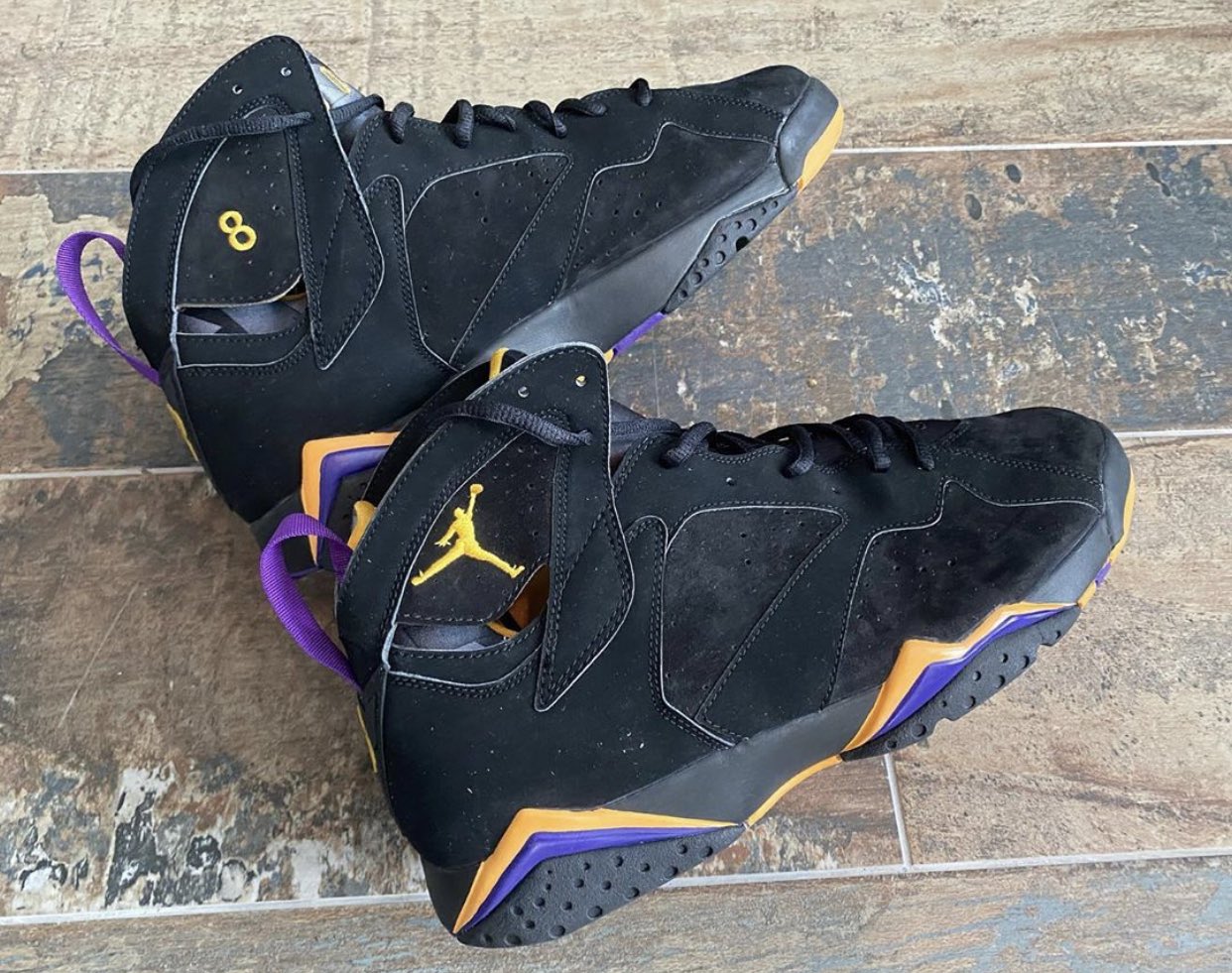 Jordan 7 lakers deals