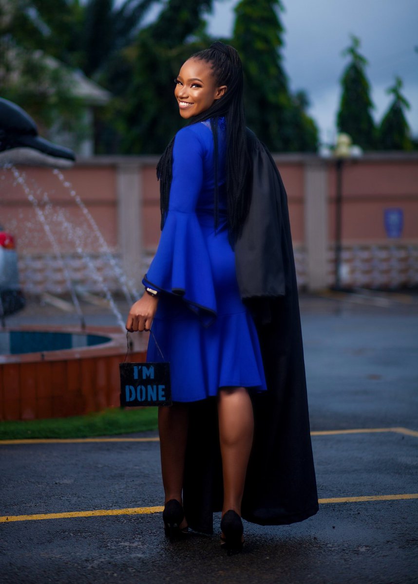 fahvor_e's tweet photo. βGoing confidently in the direction of my dreams! Living the life I imagined.β
.
.
https://t.co/bGcDn9Fjsi International Law and Diplomacy (20/08/2020) π
.
.
#grateful #extremlygrateful #ILDSA #lynxxgraduatingclass2020 #graduatedπ #babcockuniversity https://t.co/LtguMQ9Umv