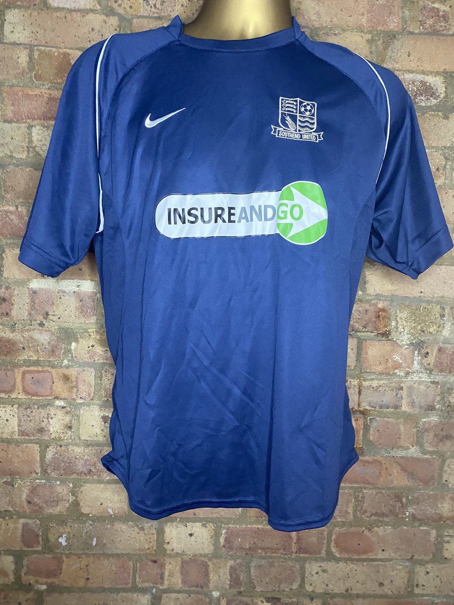 As I’m moving house at the weekend, I need to move these old shirts on. DM if you’re interested. Please RT!!