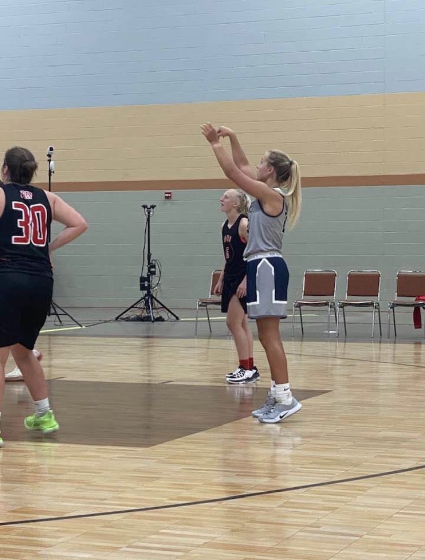 United Sports Academy Girls Basketball (@unitedgirlsbb) on Twitter photo π¨ Commitment Alert π¨
Congratulations to Hannah Strom on her commitment to <a href="/DWUWBB/">πππ€π¨ππ πππ¬π₯ππ²ππ§ πππ</a>
Hannah is headed to a great program competing in one of the toughest NAIA conferences in the country. A shooter who will put up points and get her teammates involved. <a href="/Strom_Hannah/">Hannah Strom</a> π¨ Commitment Alert π¨
Congratulations to Hannah Strom on her commitment to <a href="/DWUWBB/">πππ€π¨ππ πππ¬π₯ππ²ππ§ πππ</a>
Hannah is headed to a great program competing in one of the toughest NAIA conferences in the country. A shooter who will put up points and get her teammates involved. <a href="/Strom_Hannah/">Hannah Strom</a>