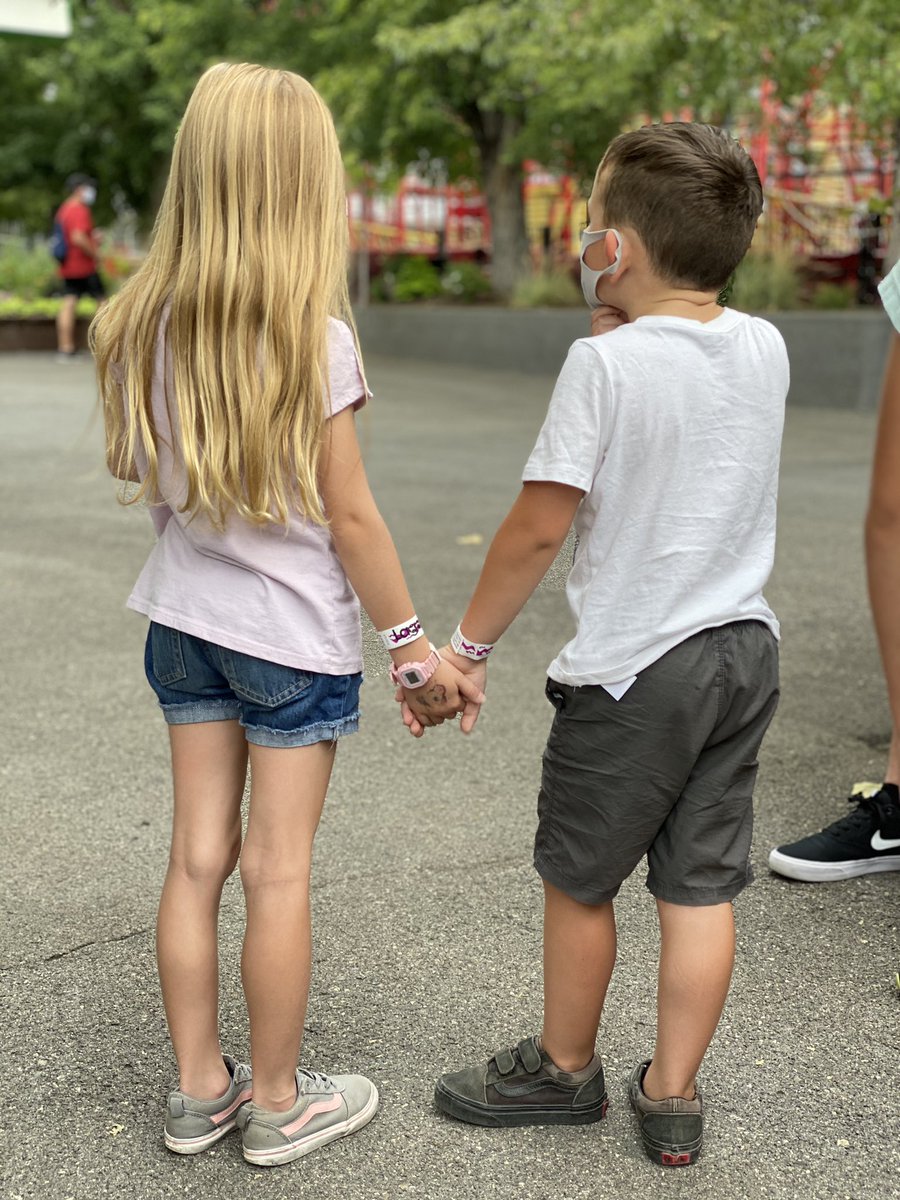 Osborneready52's tweet photo. Levi was combing his hair this morning. When done he said, “I’m so grateful.” I gave him a big smile! Then he said, “I love your smile.” 🥰
@katyperry I don’t know if he picked this up from your song, but it’s adorable!!
#grateful #thankful #smile #katyperry #4yearsold https://t.co/hLB0r38Igs