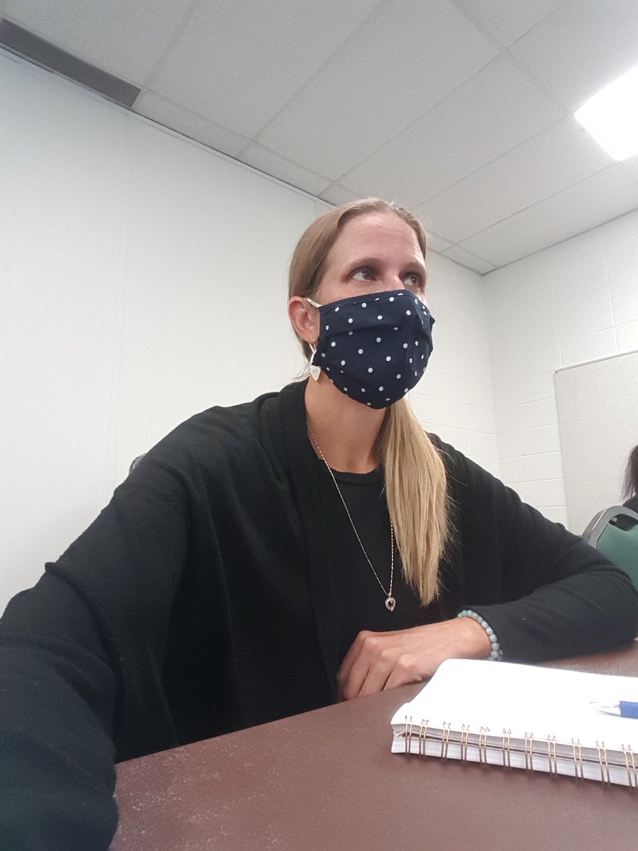 kim_huygen's tweet photo. TOC meeting @FMPSD @FMPSDEdDept @ChristianFMPSD @ATALocal48 #doingwhatsbestforkids #FMPSDLearningfromhome #FMPSDLearningatschool #bettertogether https://t.co/SUj4Fzdcia
