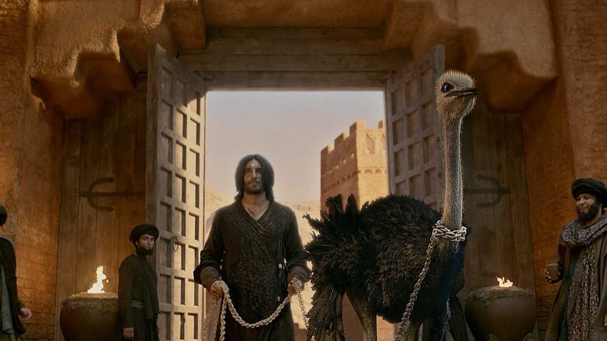 Khilji is just an eccentric, self-obsessed power-hungry antagonist. The character isn't author-backed, yet, we somehow are driven into the narrative because of the uncanny resemblance of Ramayana. The introduction shot of Khilji (with ostrich) made an outstanding impression.