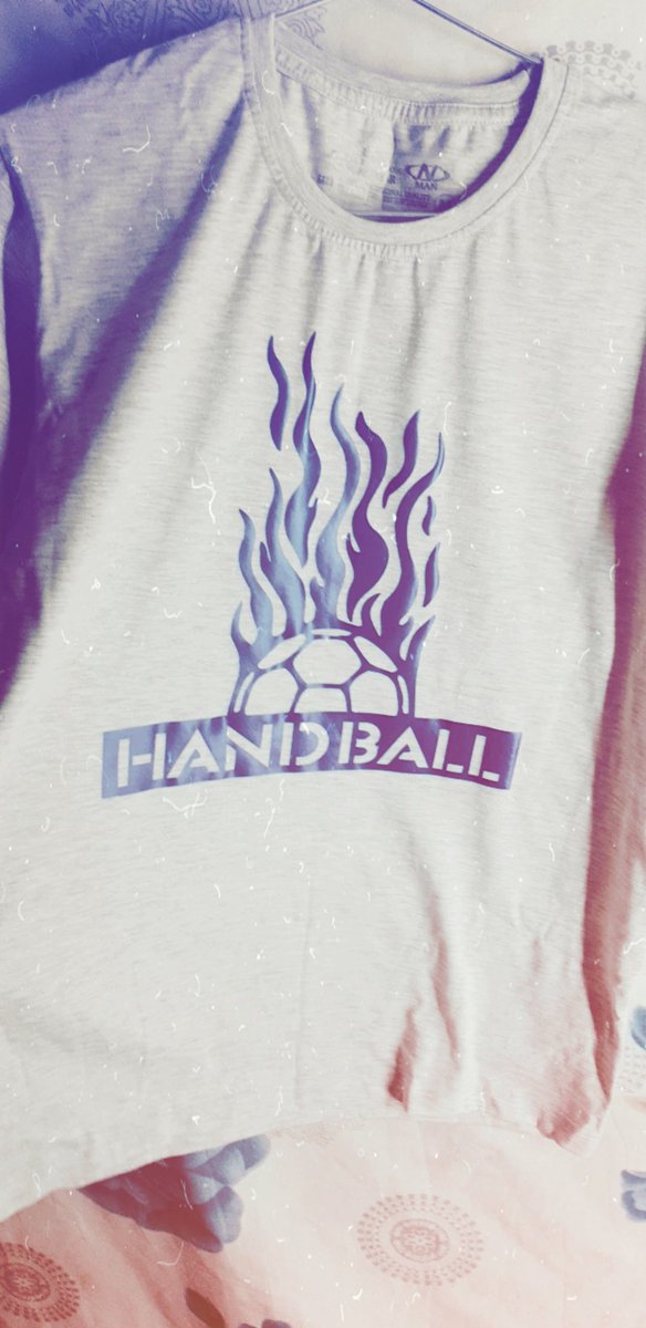 T7shirts's tweet photo. We love handball
#Handball https://t.co/HiQ1d8BIkR