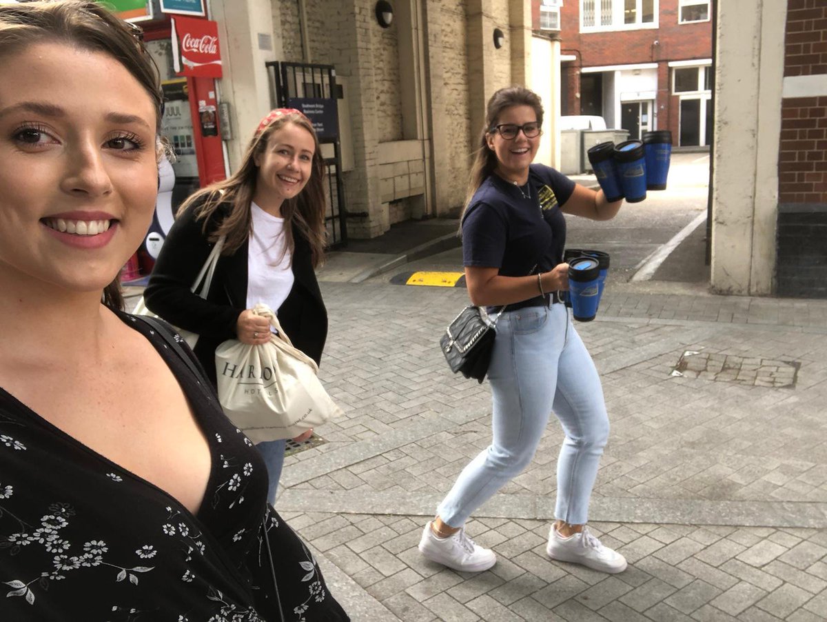 InspVenues's tweet photo. Today we volunteered with @apavementaway handing out flasks of water to our homeless. An amazing charity working for the employment of homeless &amp; vulnerable veterans in the hospitality industry 💪 #hospitalityagainsthomelessness #bethechange #hosptalitystrong https://t.co/XxrG3GSupn