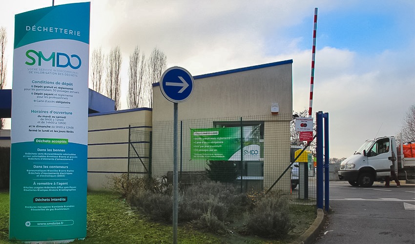 CCPaysdeValois's tweet photo. À partir du 1er septembre, le port du masque 😷 sera obligatoire et le port de gants 🧤 restera fortement recommandé dans toutes les déchetteries du #SMDO. https://t.co/05Wm71QAru