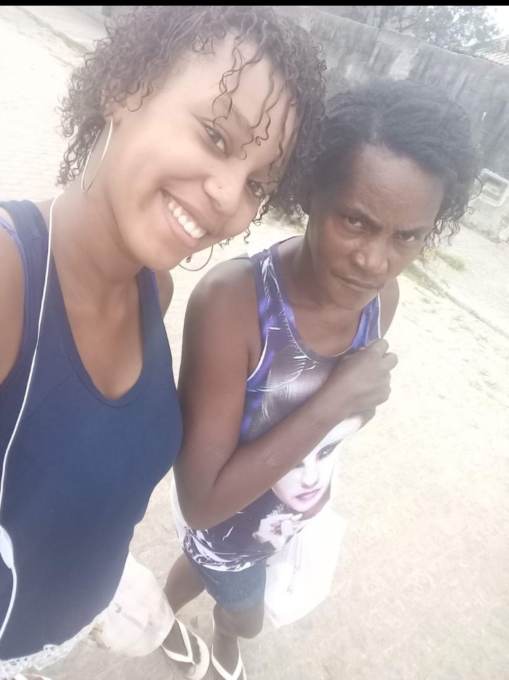 Juju_frozen's tweet photo. Vc era a minha única amiga...que eu realmente poderia contar TD😭💔...
Vc não sabe como eu sinto sua falta...dos puxões de orelhas...
 Eu queria te contar tanta coisa mãe 😔😭
E vc não tá aqui pra me ouvir 😭😔💔😭 https://t.co/YCVg938KG9