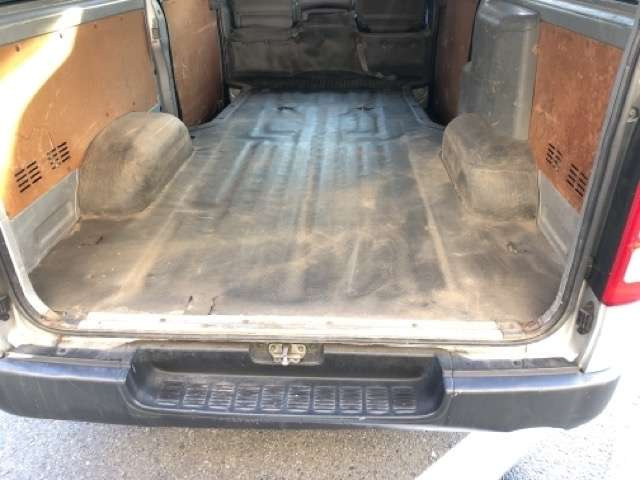 RtsUganda's tweet photo. TOYOTA HIACE VAN CBF-TRH200V
Total Cost:$6300

Year:2007/7
Engine Type:1TR
odometer(ODO):191,000 KM
Body Style:Van
Fuel:PETROL
Color:SILVER
Engine Size:1,990cc
Transmission(Gear):AT
Drive:2WD
Door:5/ 3 seats

https://t.co/2b9e9VTvNr

#UsedJapaneseCars #SBT #hiacevan https://t.co/HEBmPpbH7v