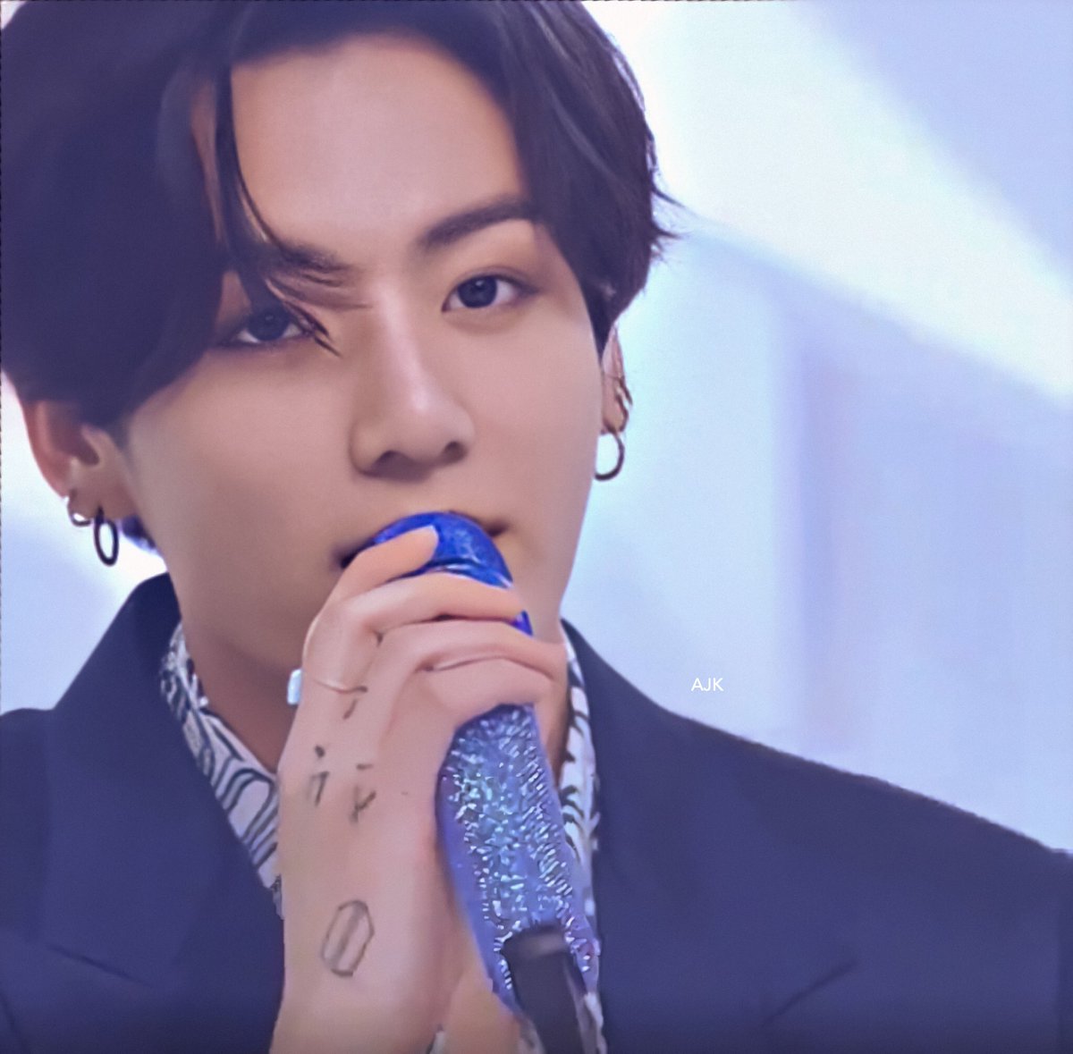 archiveforJK's tweet photo. jungkook's so so beautiful https://t.co/caezvFMciW