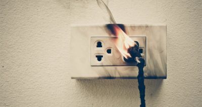 fierrosb2b's tweet photo. Cuando se trabaja con electricidad se deben seguir las normas y protocolos de seguridad en los trabajos con equipos e instalaciones. Asesore a sus clientes en el tema ▶ https://t.co/RcQVbkmYXe https://t.co/UpqcvKCyWJ